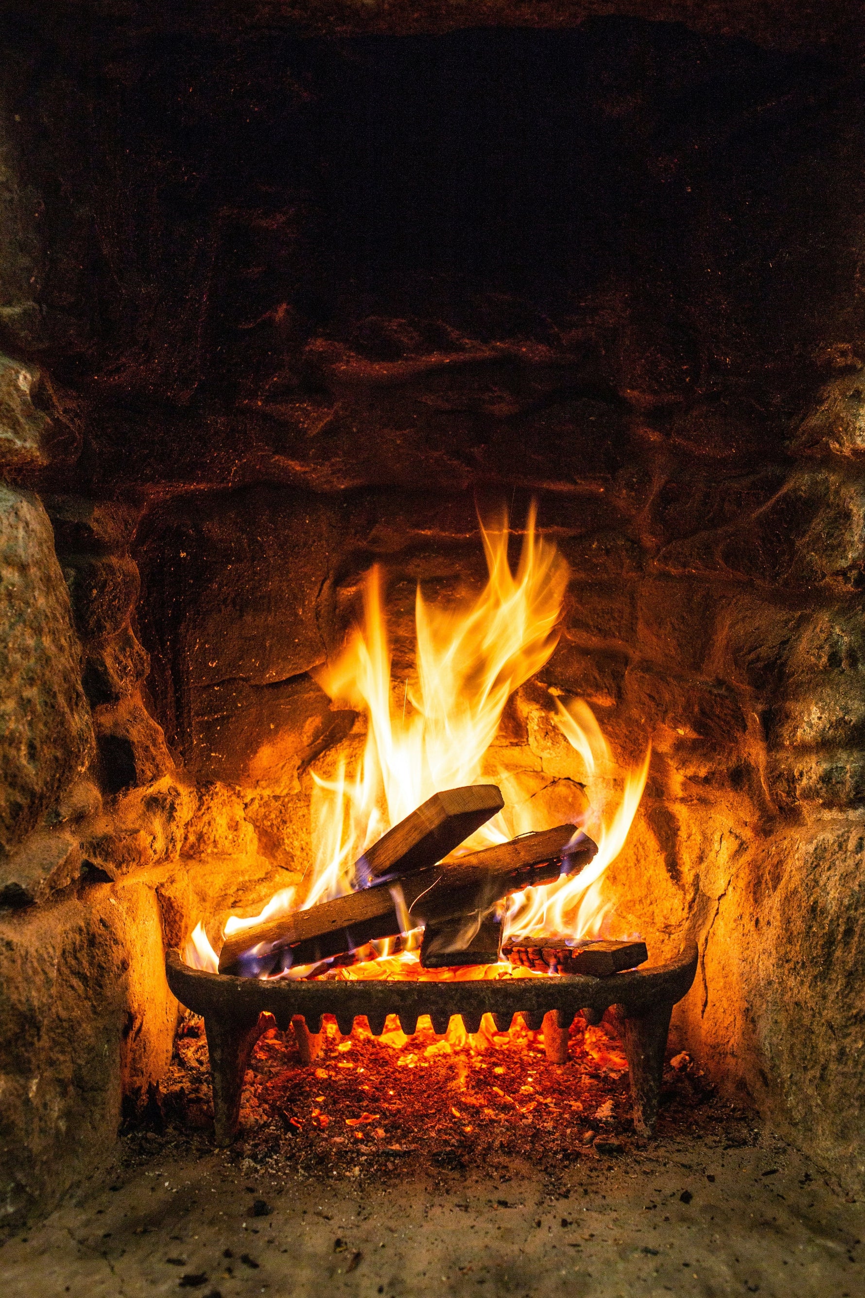 Can You Burn Pallet Wood in a Log Burner